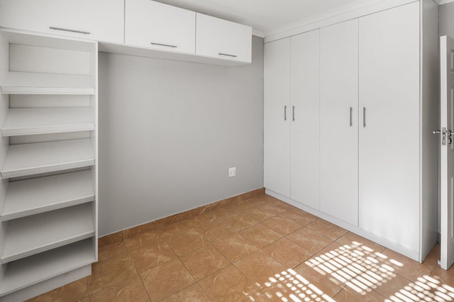 To Let 2 Bedroom Property for Rent in Greenfields Eastern Cape